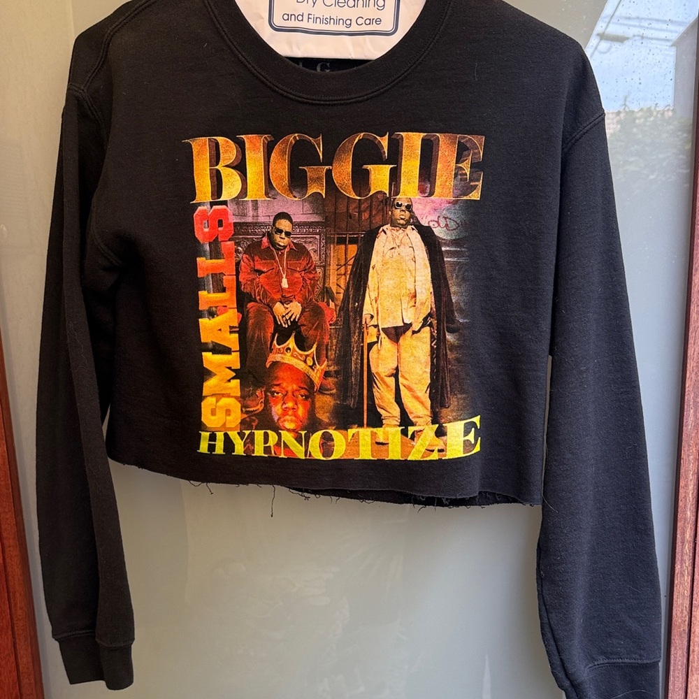 BIGGIE Hypnotize Cropped Graphic Sweatshirt - Black with Yellow/Orange Print